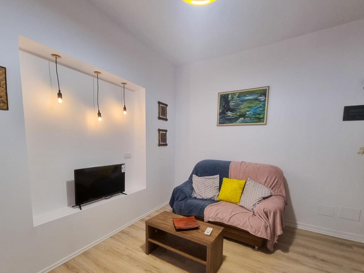 Cozy Apartment In City Center 티라나 외부 사진